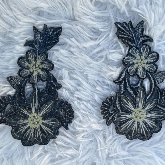 Black Patches Embroidery Iron On Flower Patches Set of 2 Patches Clothes Craft - Picture 4 of 7